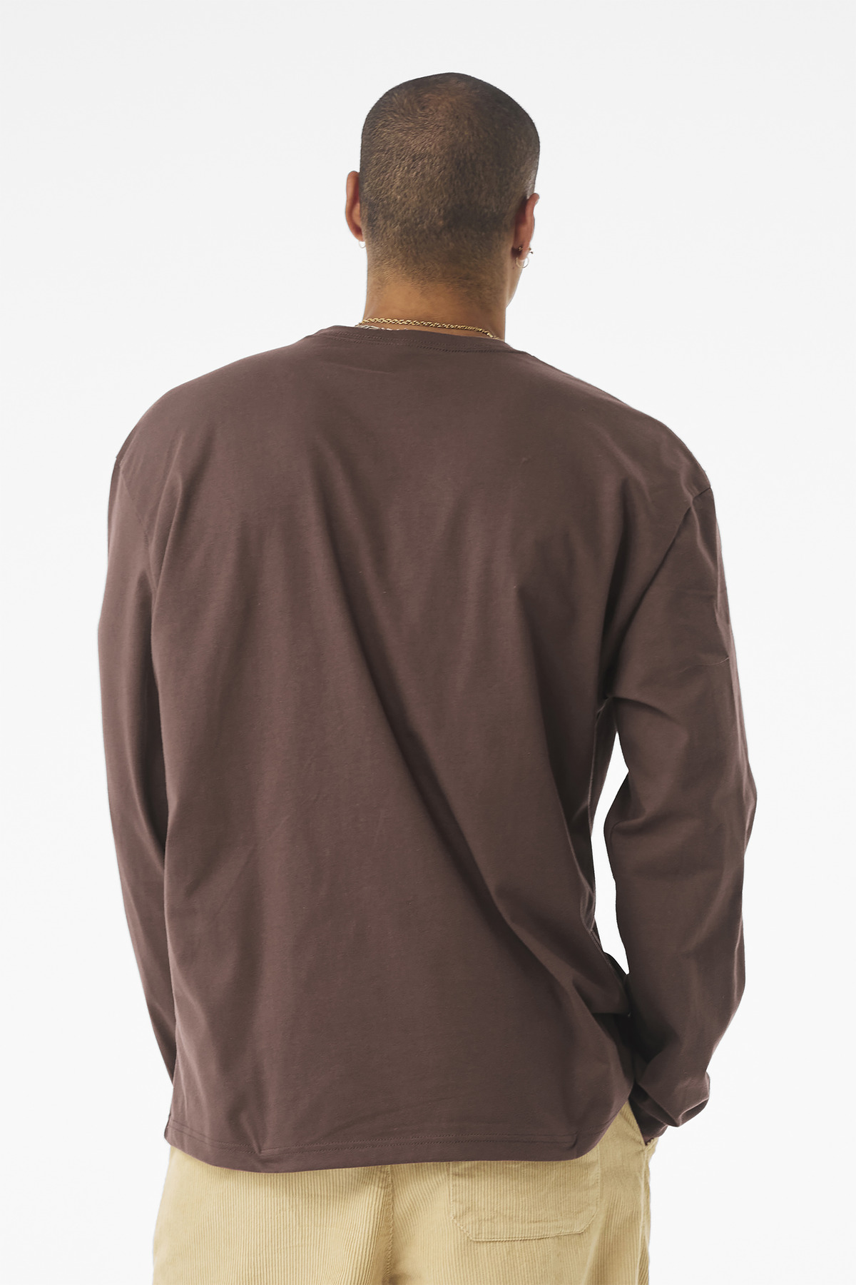 BC4651_cocoa_model_back